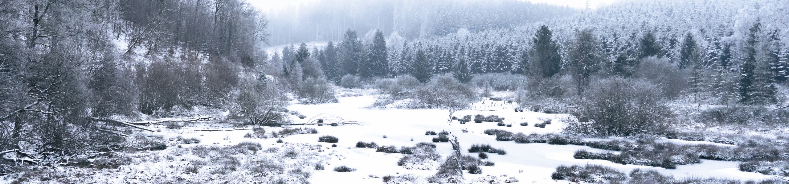 Léglise en hiver (c) Nosh Pictures - OT Léglise