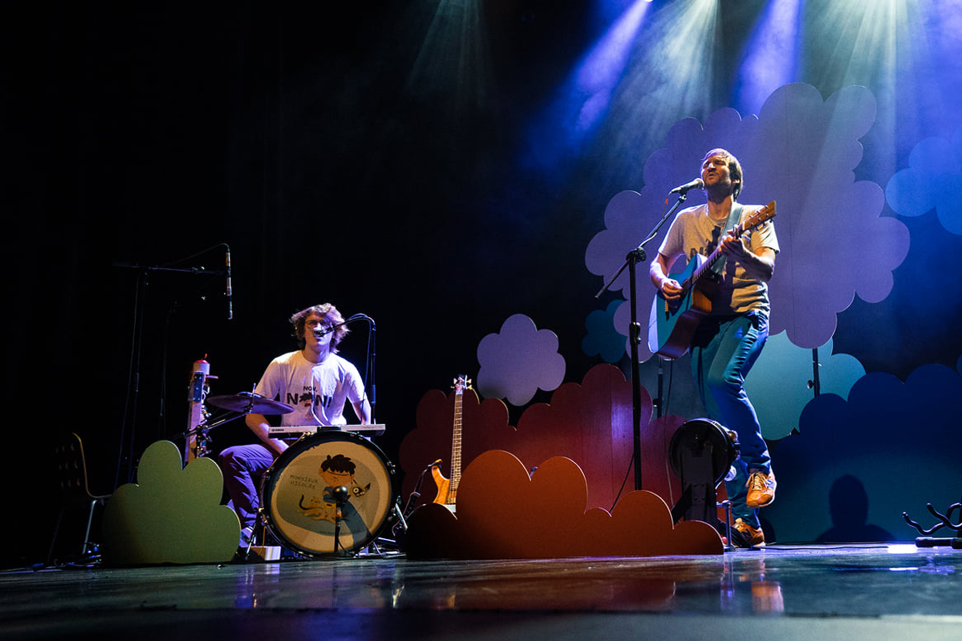 la tete dans les nuages spectacle Leglise