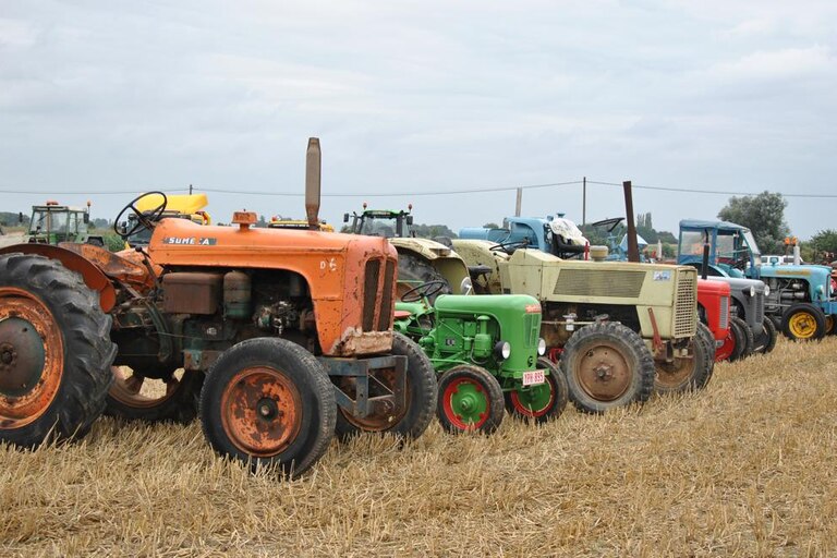 Tracteur Volaiville